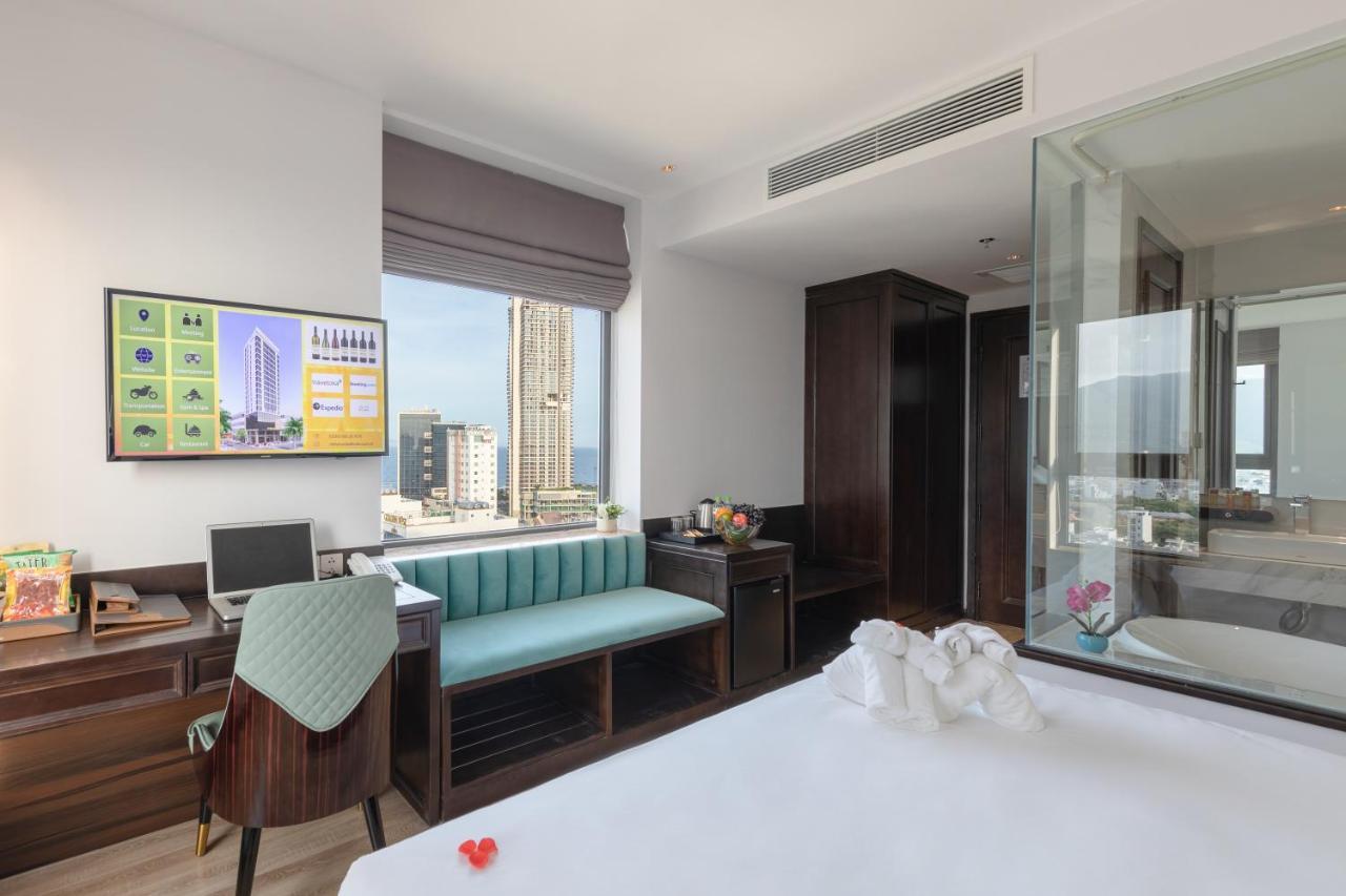 Cordial Grand Hotel Da Nang Beach - Infinity Rooftop Pool Eksteriør bilde