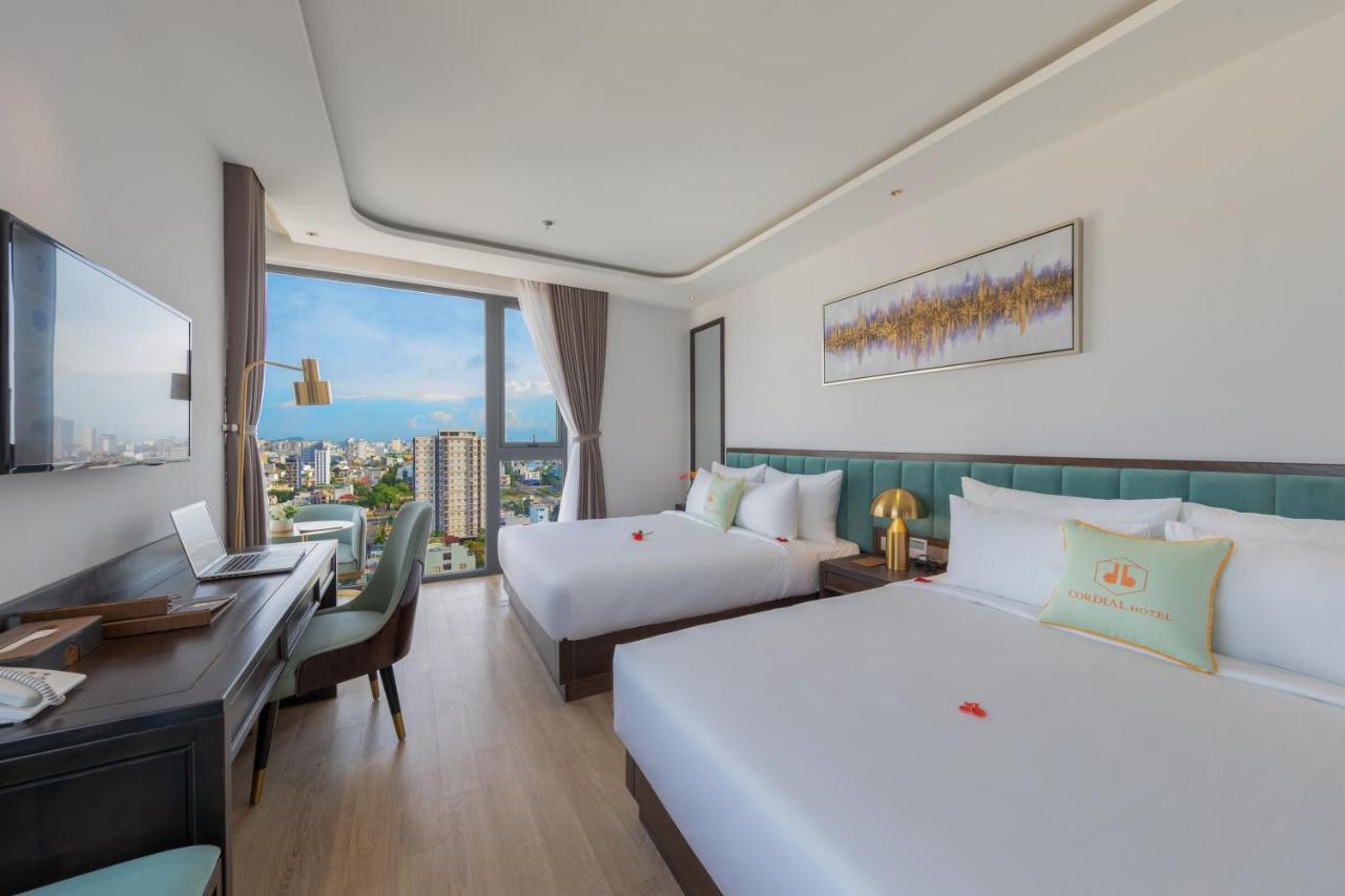 Cordial Grand Hotel Da Nang Beach - Infinity Rooftop Pool Eksteriør bilde