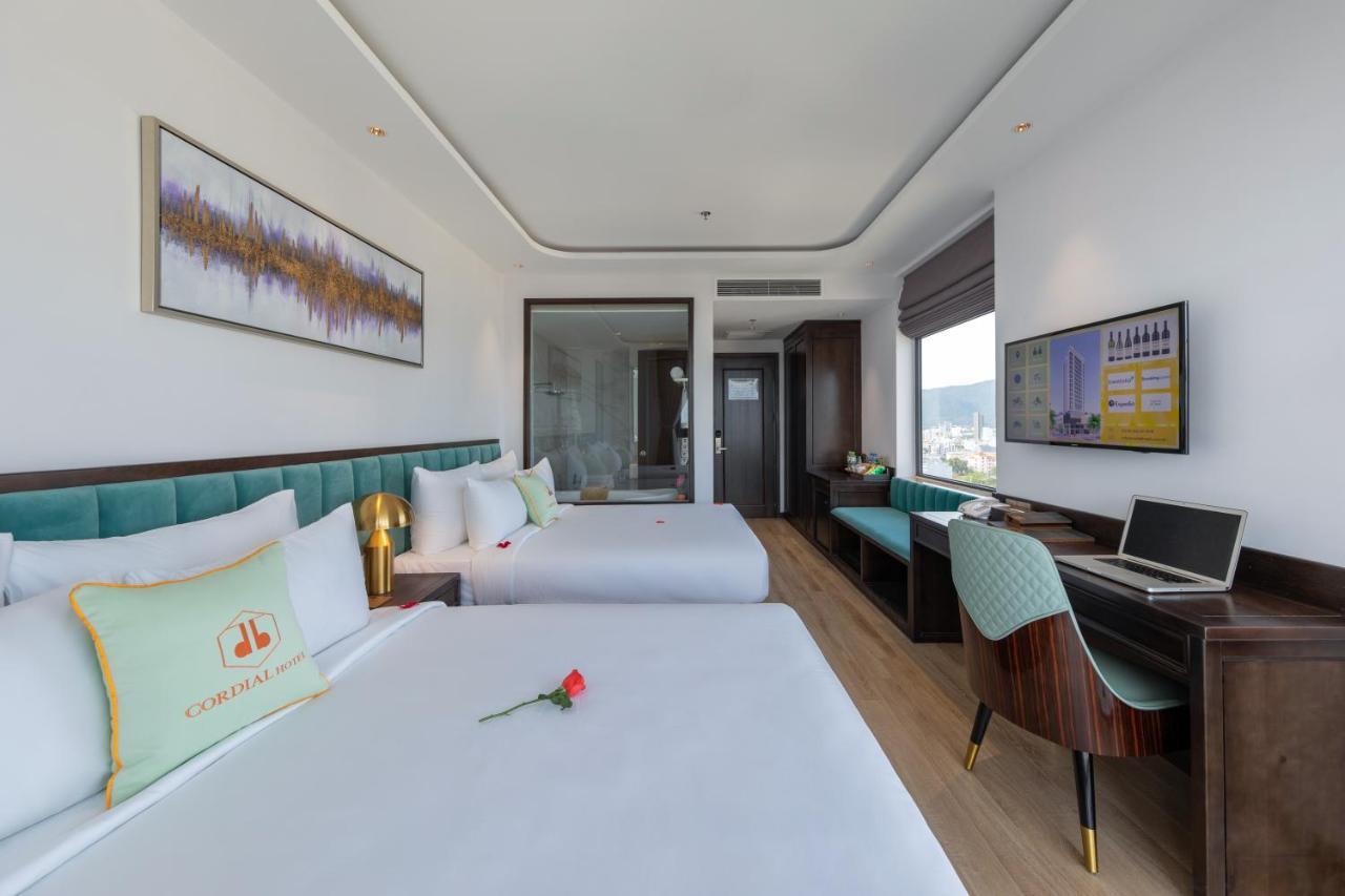 Cordial Grand Hotel Da Nang Beach - Infinity Rooftop Pool Eksteriør bilde