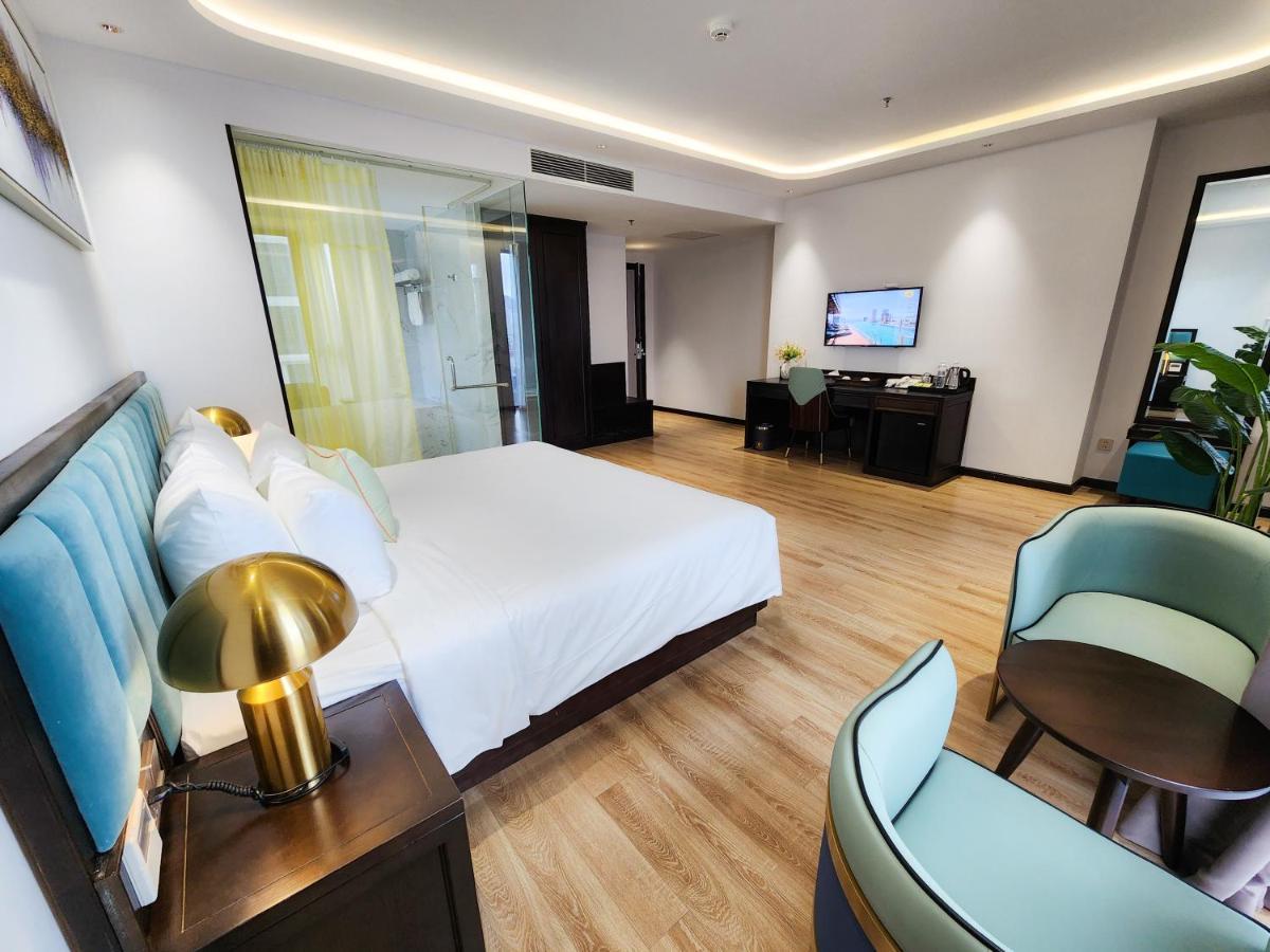 Cordial Grand Hotel Da Nang Beach - Infinity Rooftop Pool Eksteriør bilde