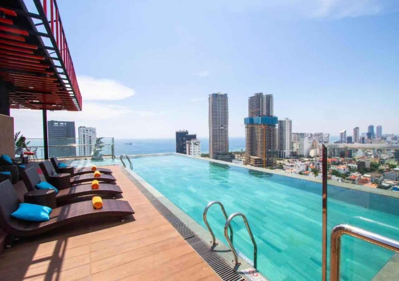 Cordial Grand Hotel Da Nang Beach - Infinity Rooftop Pool Eksteriør bilde